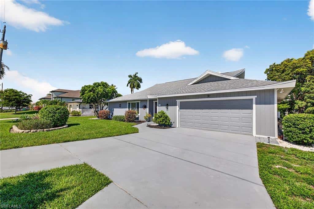 27115 Belle Rio Dr, Bonita Springs, photo 7