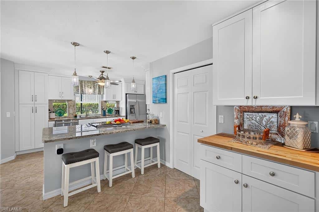 27115 Belle Rio Dr, Bonita Springs, photo 19