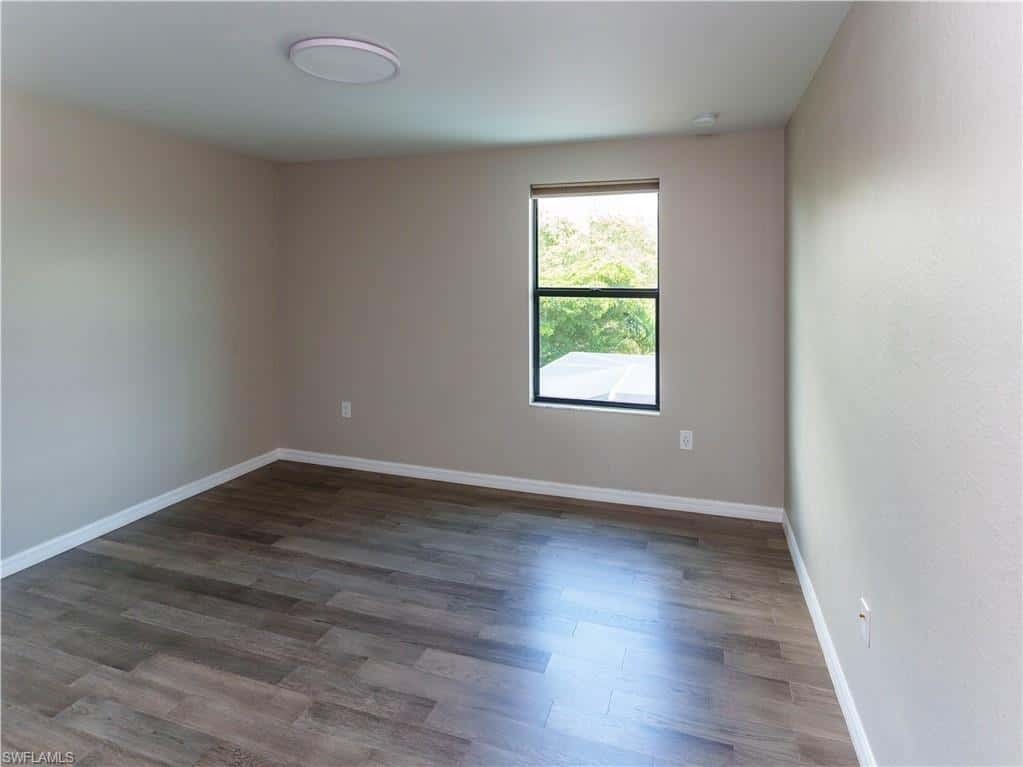 1588 Vizcaya Ln, Naples, photo 36