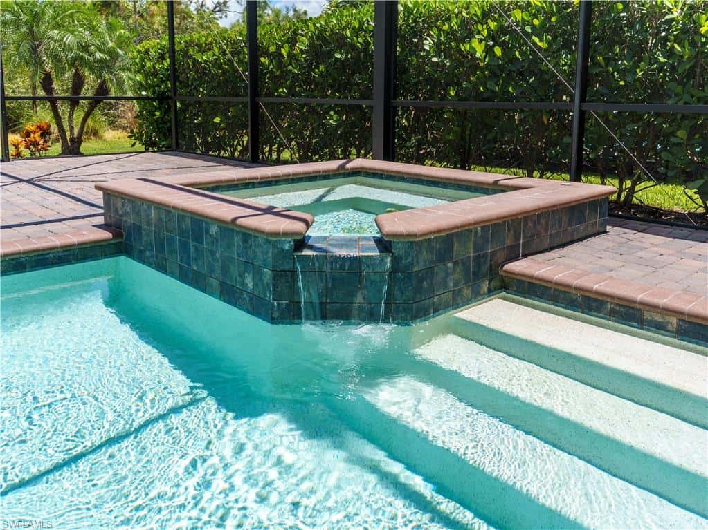 1588 Vizcaya Ln, Naples, photo 18