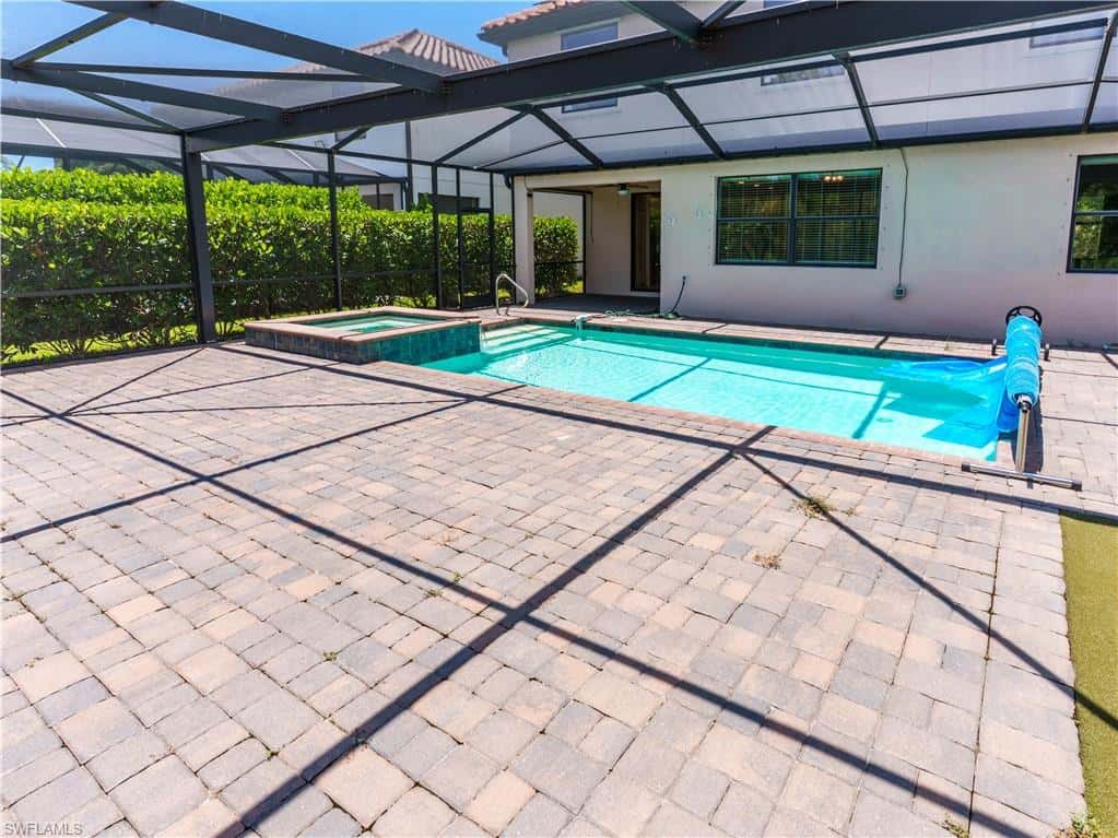 1588 Vizcaya Ln, Naples, photo 48