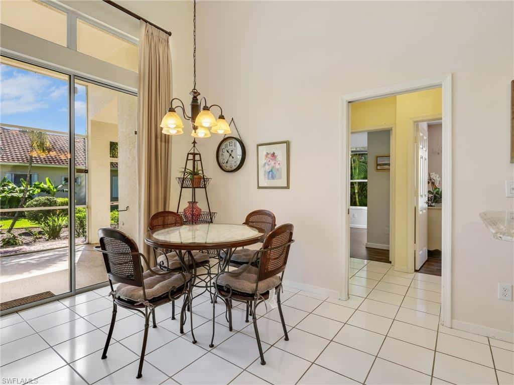 6832 Compton Ln, Naples, photo 12