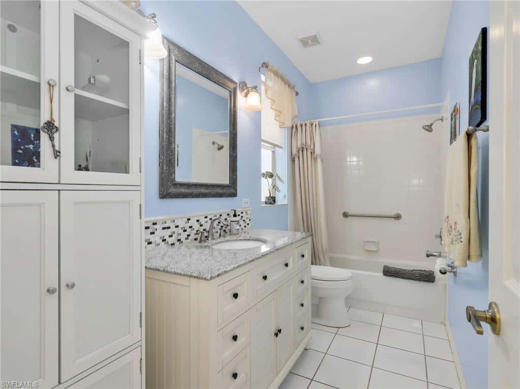 6832 Compton Ln, Naples, photo 24