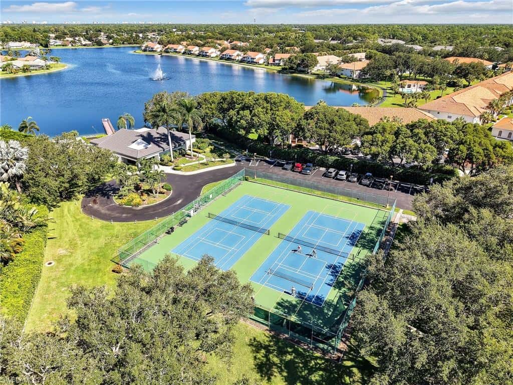 6832 Compton Ln, Naples, photo 31