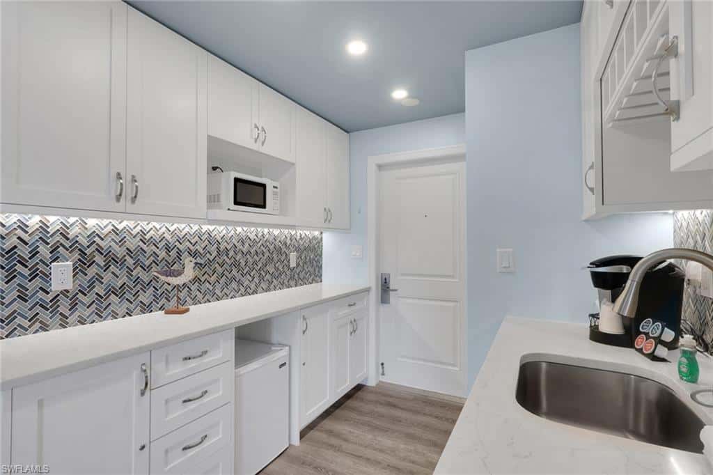 900 Broad Ave #139, Naples, photo 8