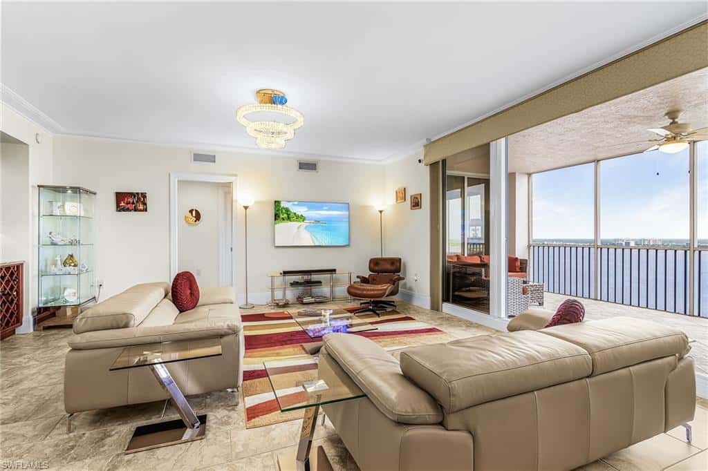 2104 First St #1802, Fort Myers, photo 5
