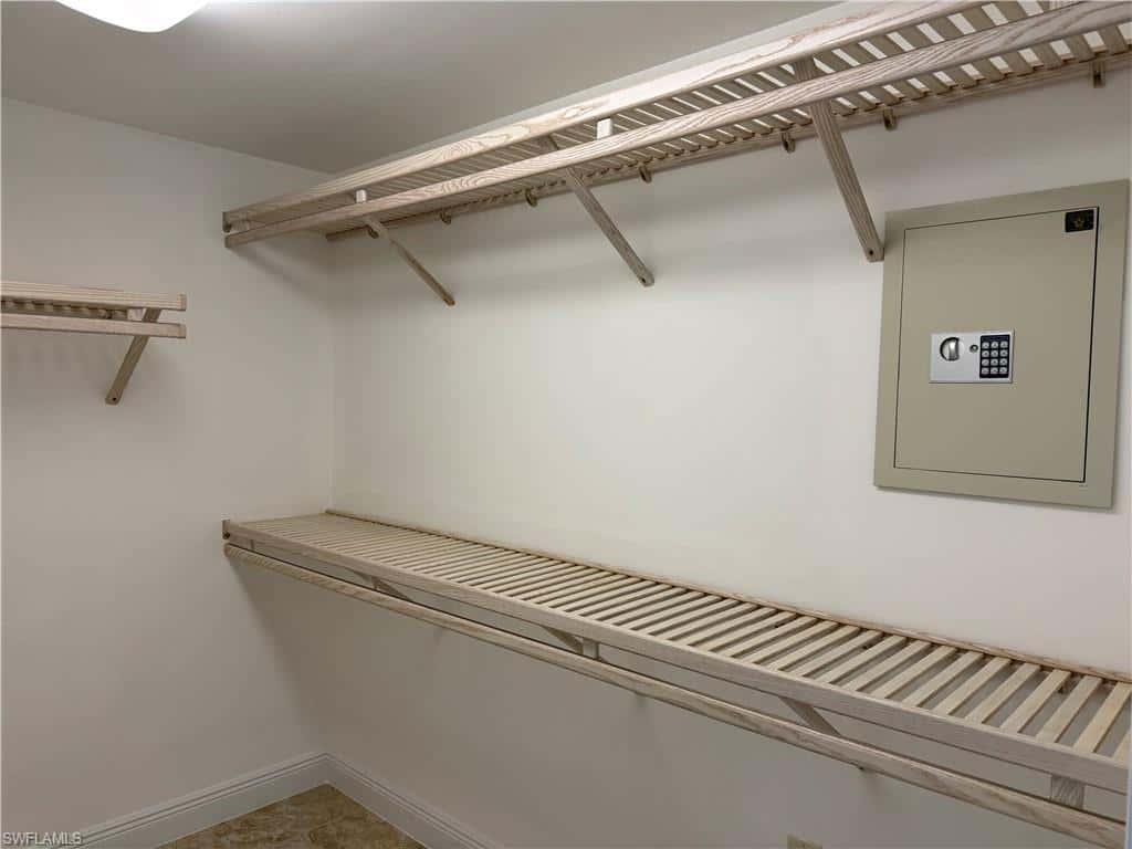 2104 First St #1802, Fort Myers, photo 16