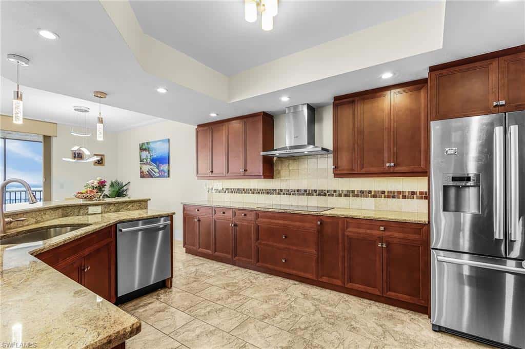 2104 First St #1802, Fort Myers, photo 11