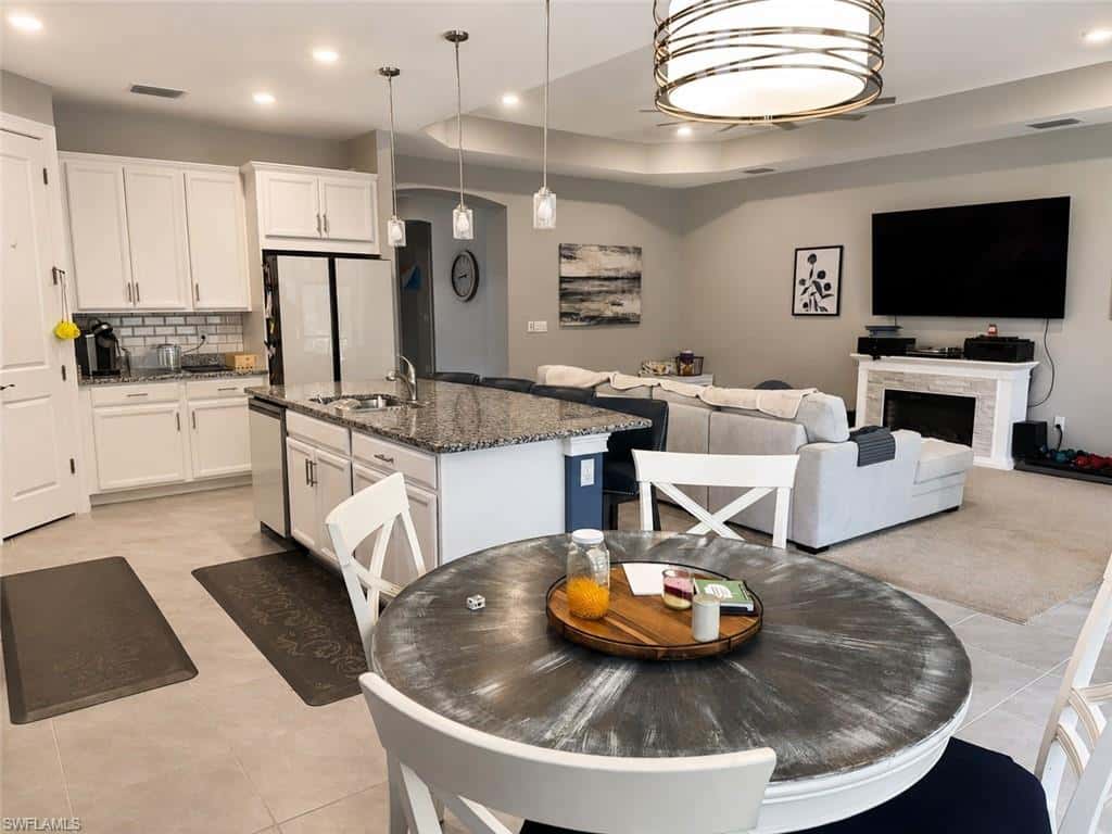 18244 Everson Miles Cir, North Fort Myers, photo 8