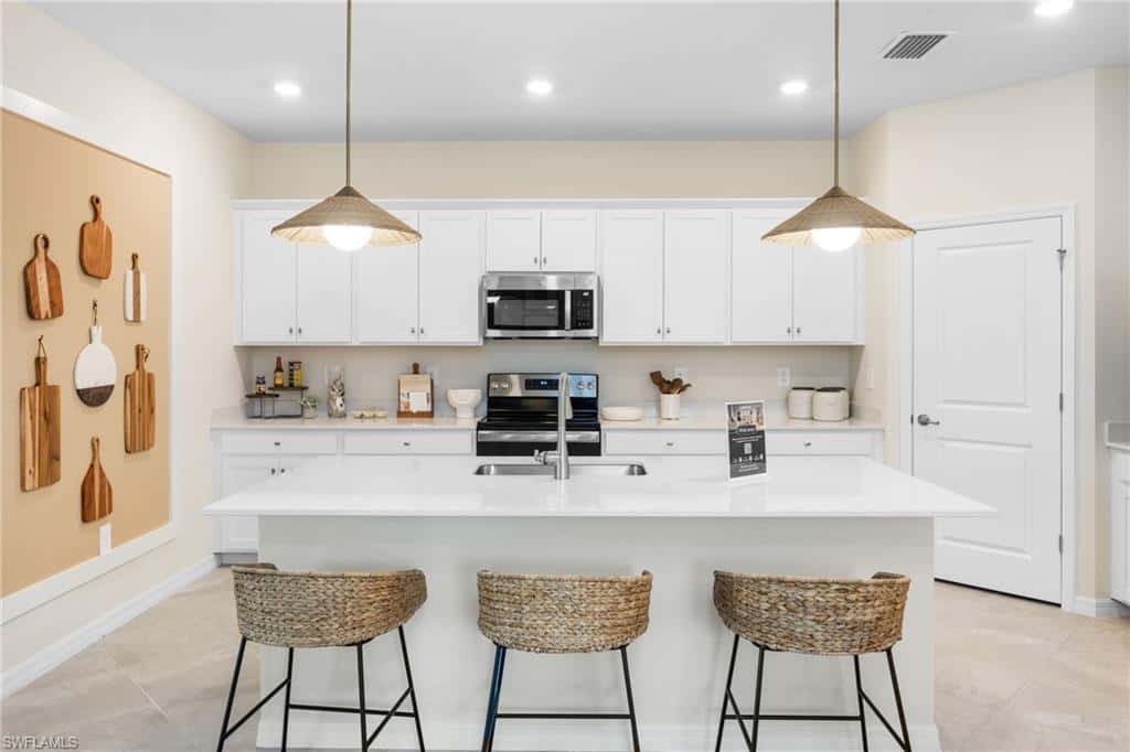18807 Marlin Kite Ln, North Fort Myers, photo 9