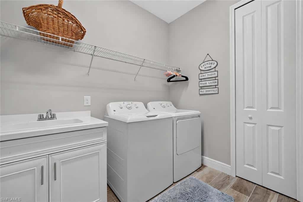 2183 Marquesa Cir, Naples, photo 24