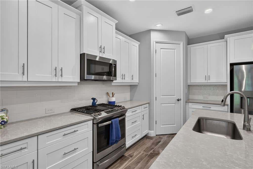 2183 Marquesa Cir, Naples, photo 11