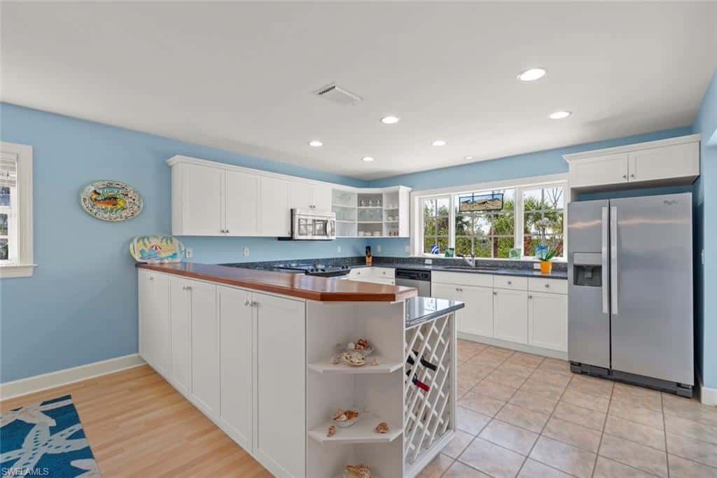 4534 Bowen Bayou Rd, Sanibel, photo 17