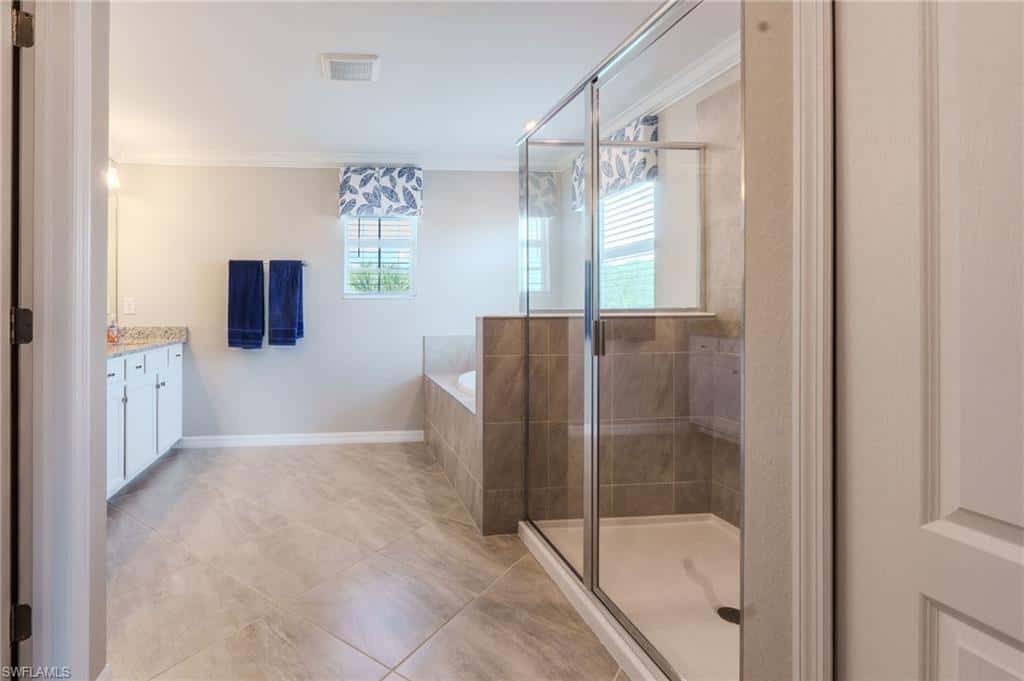 3263 Hampton Blvd, Alva, photo 38