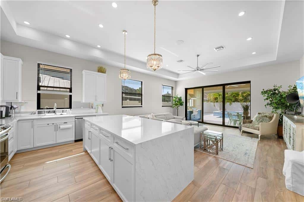 828 100th Ave, Naples, photo 5
