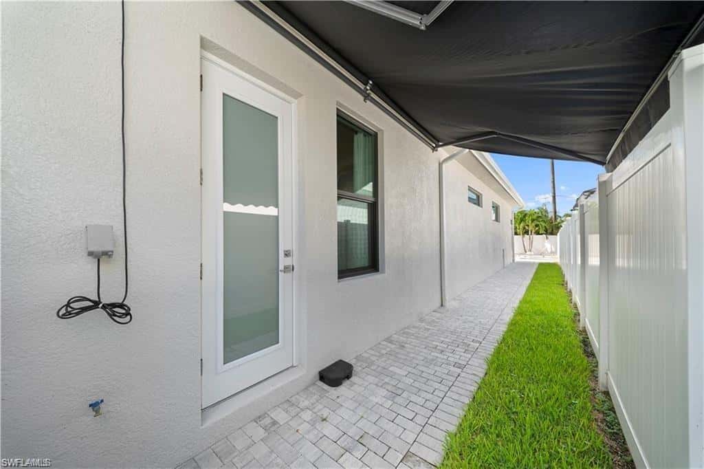 828 100th Ave, Naples, photo 31