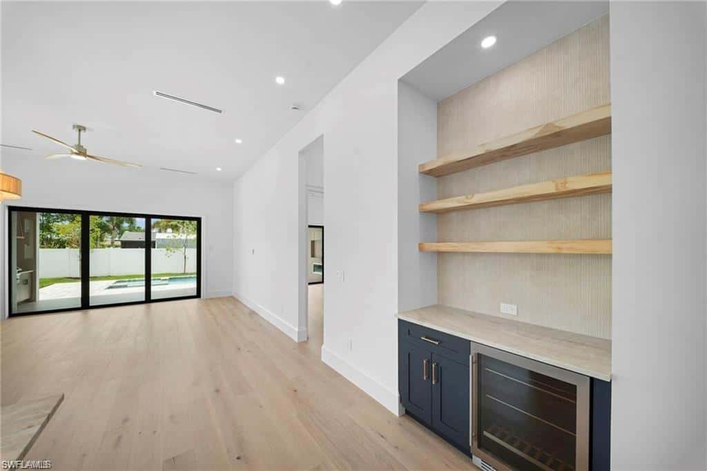708 100th Ave, Naples, photo 9