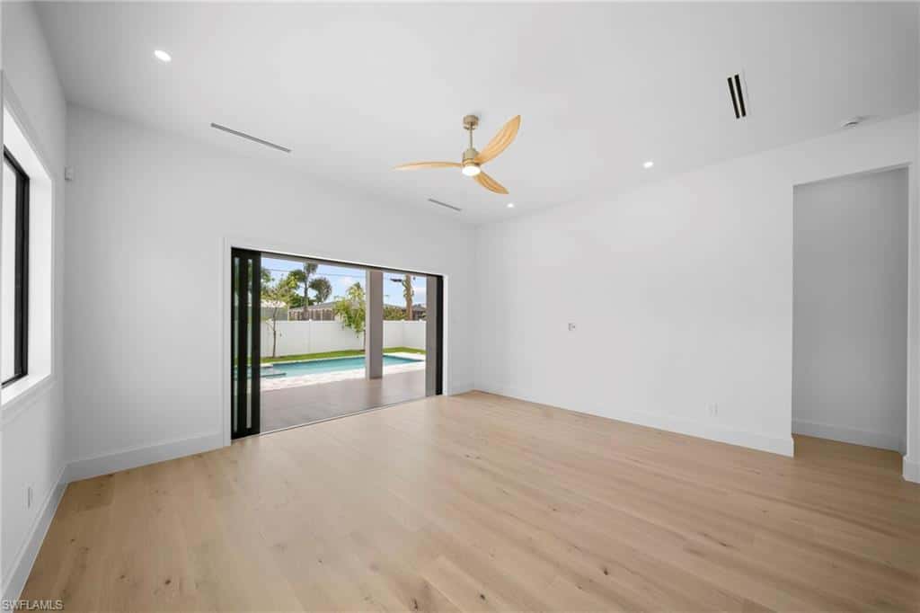 708 100th Ave, Naples, photo 11