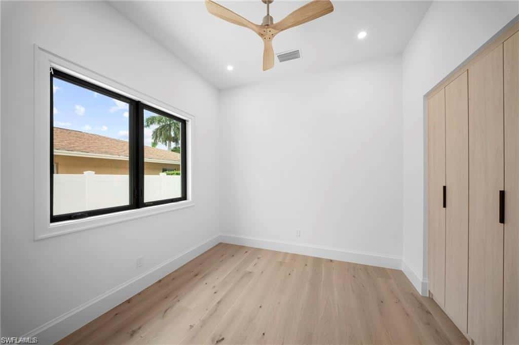 708 100th Ave, Naples, photo 19