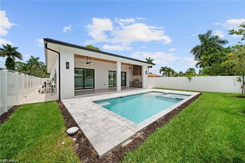 708 100th Ave, Naples, photo 39