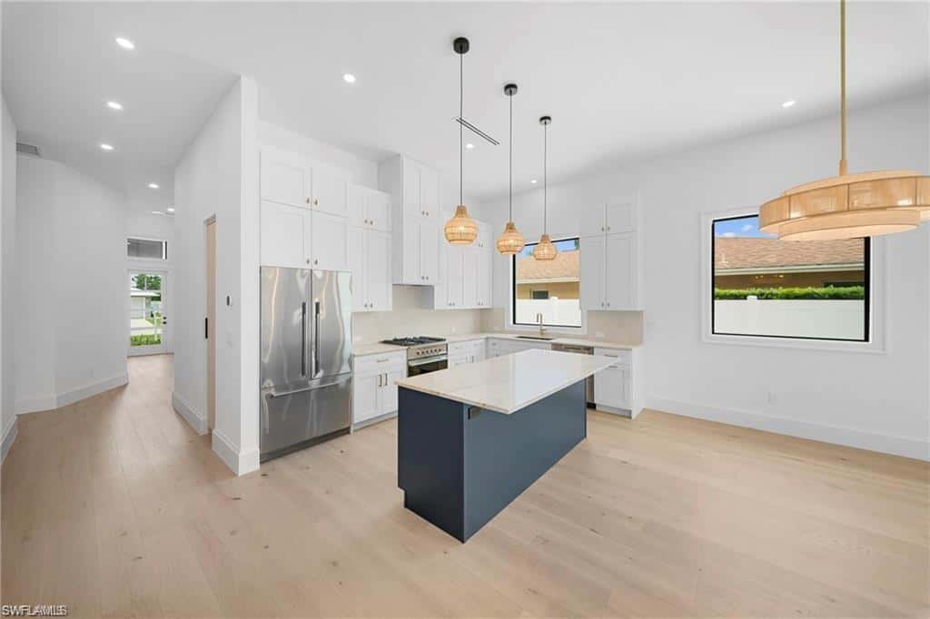708 100th Ave, Naples, photo 8