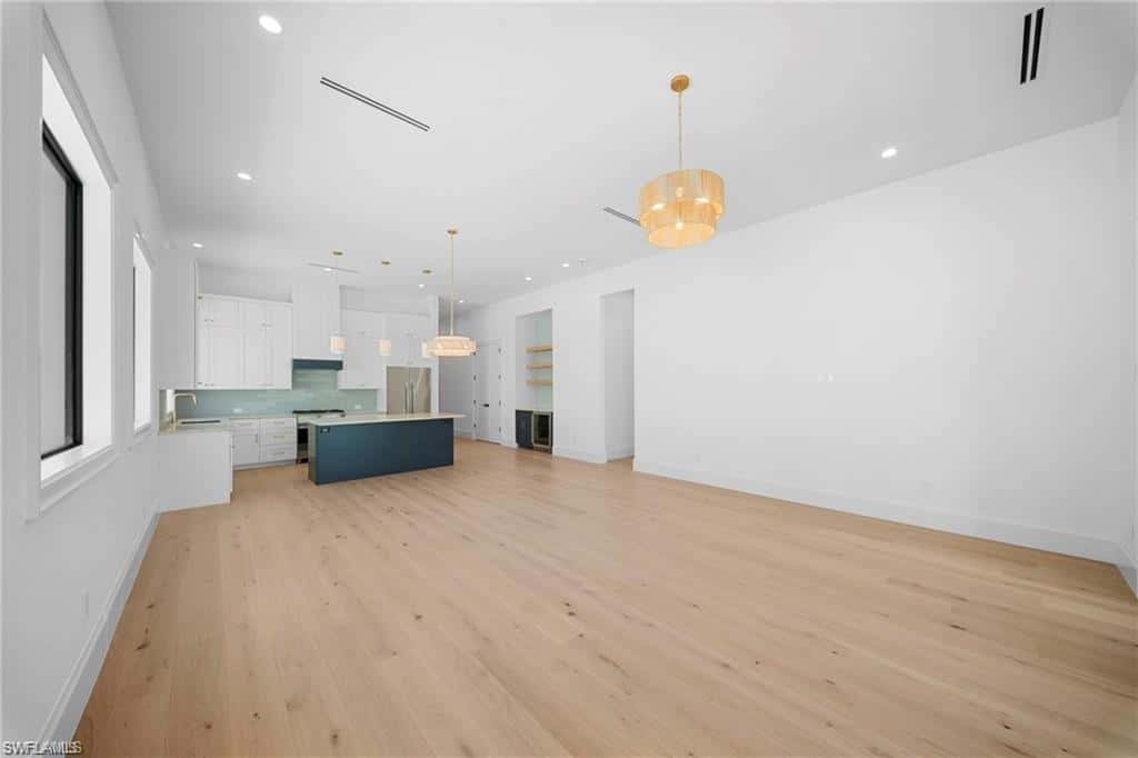 638 93rd Ave, Naples, photo 10
