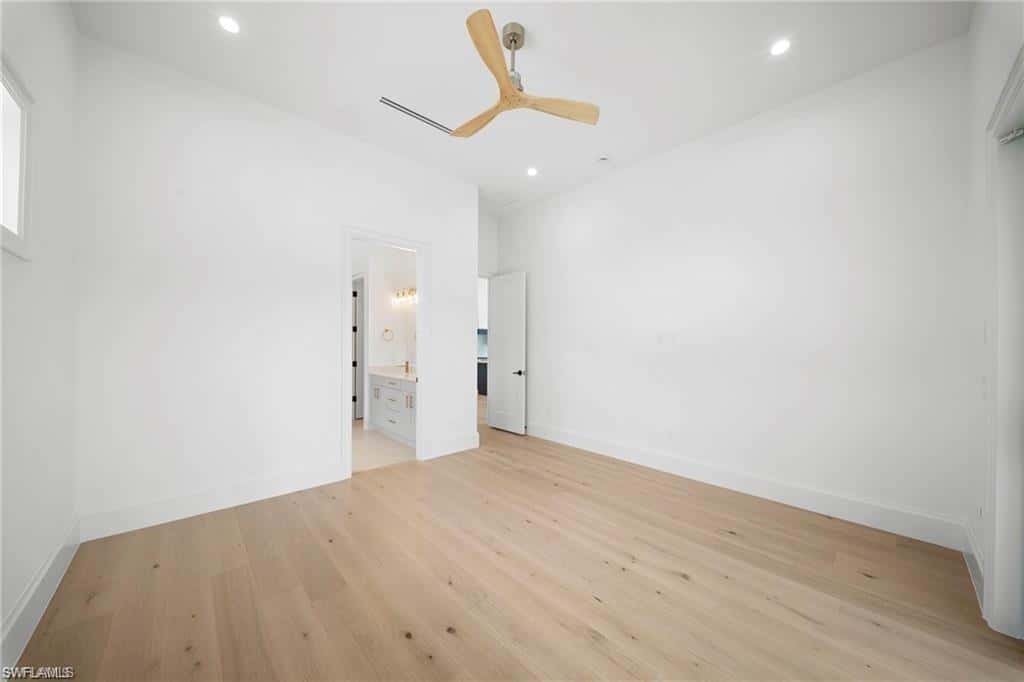 658 93rd Ave, Naples, photo 23