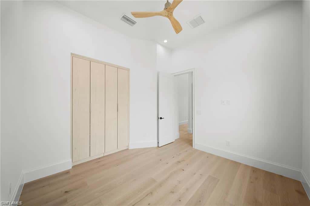 658 93rd Ave, Naples, photo 17
