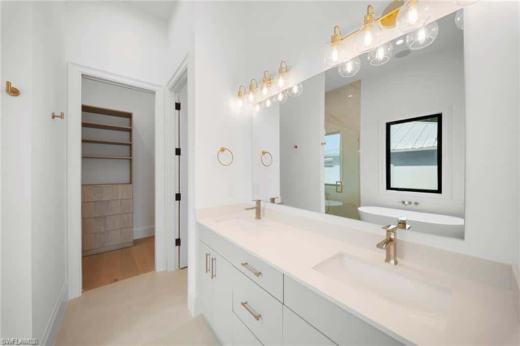 658 93rd Ave, Naples, photo 24