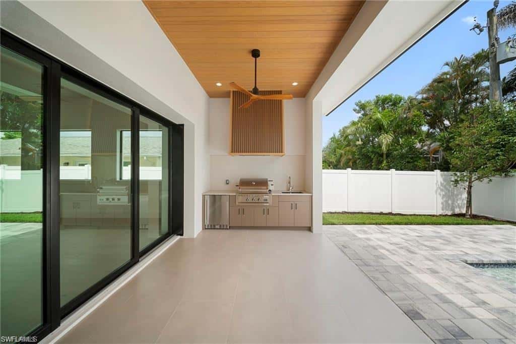 658 93rd Ave, Naples, photo 34