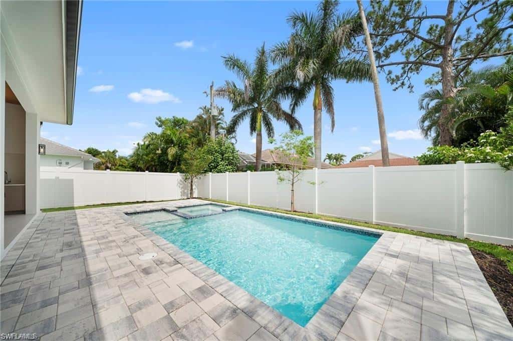 658 93rd Ave, Naples, photo 37