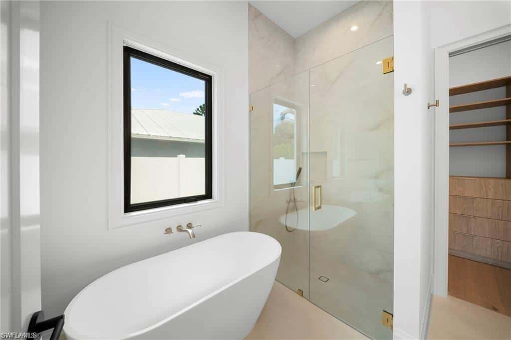 658 93rd Ave, Naples, photo 25