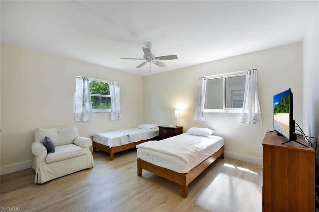 1549 Sandpiper St #35, Naples, photo 12