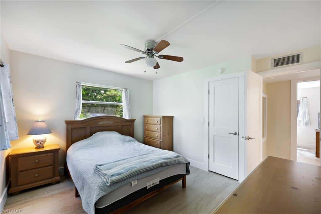1549 Sandpiper St #35, Naples, photo 10