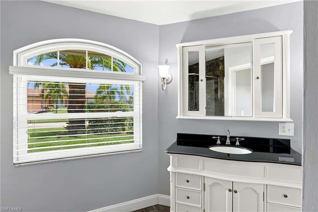 11891 Princess Grace Ct, Cape Coral, photo 22