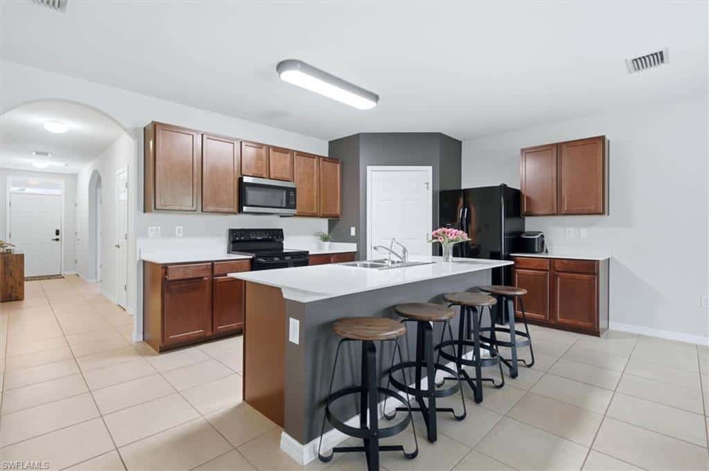 8313 Trillium Rd, Fort Myers, photo 4