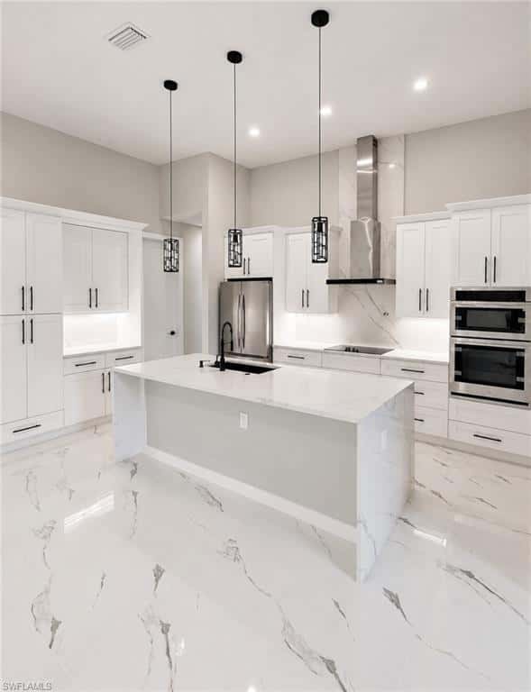 211 Truman Ave, Lehigh Acres, photo 5
