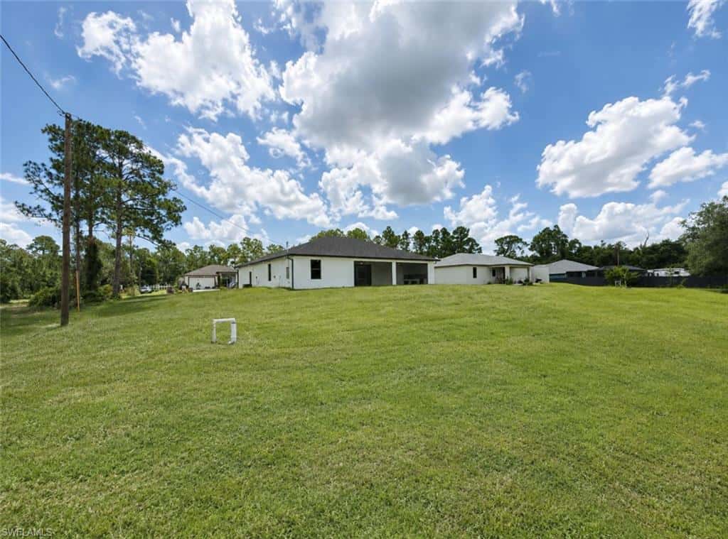 211 Truman Ave, Lehigh Acres, photo 37