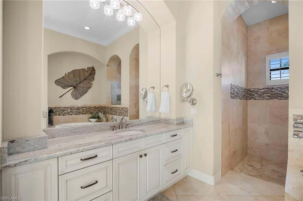 6482 Carema Ln, Naples, photo 23