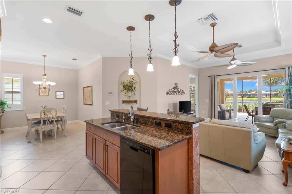 10428 Materita Dr, Fort Myers, photo 7