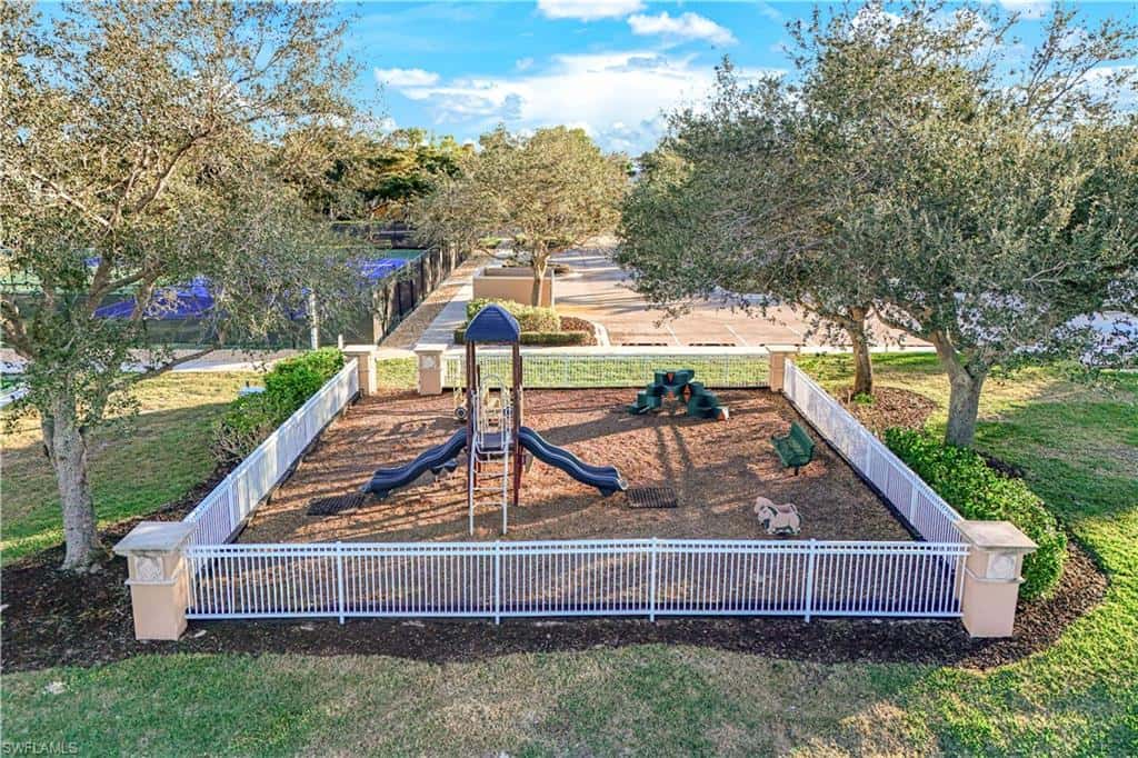 13963 Avon Park Cir, Fort Myers, photo 47