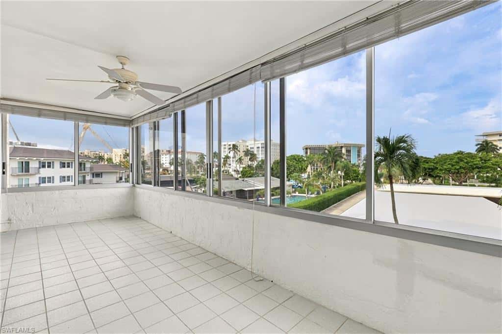 3410 Gulf Shore Blvd #304, Naples, photo 27