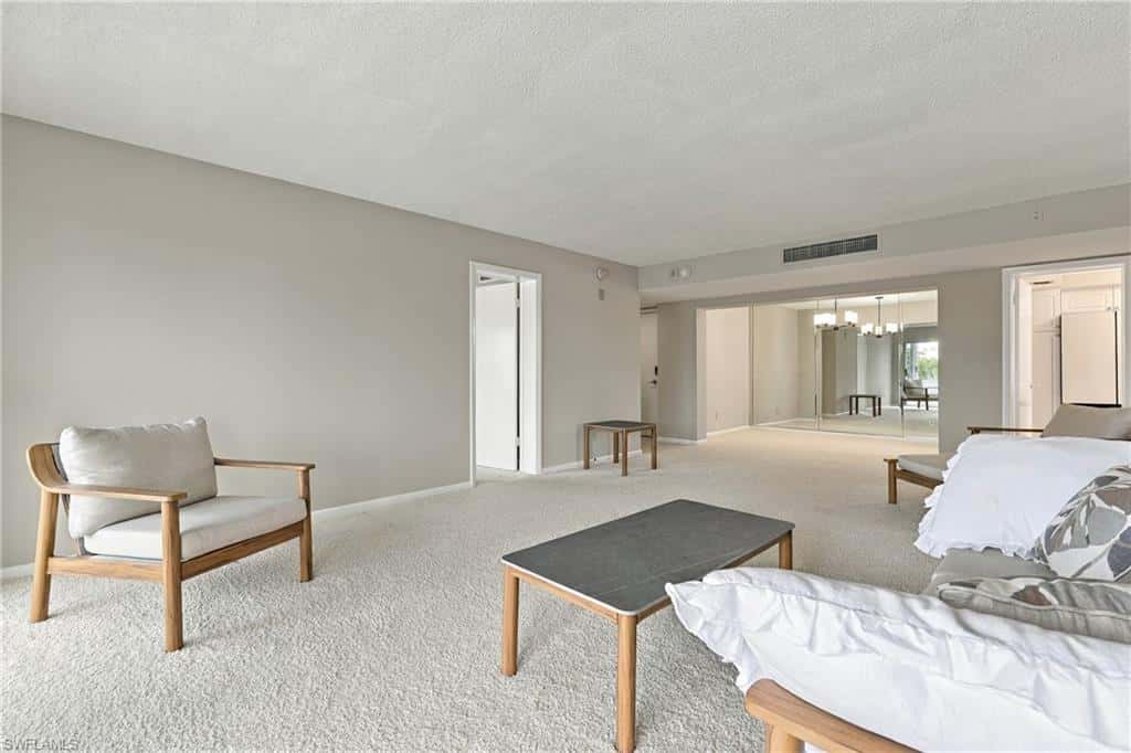 3410 Gulf Shore Blvd #304, Naples, photo 9