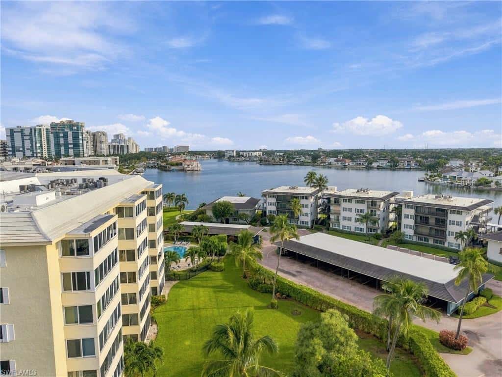 3410 Gulf Shore Blvd #304, Naples, photo 30
