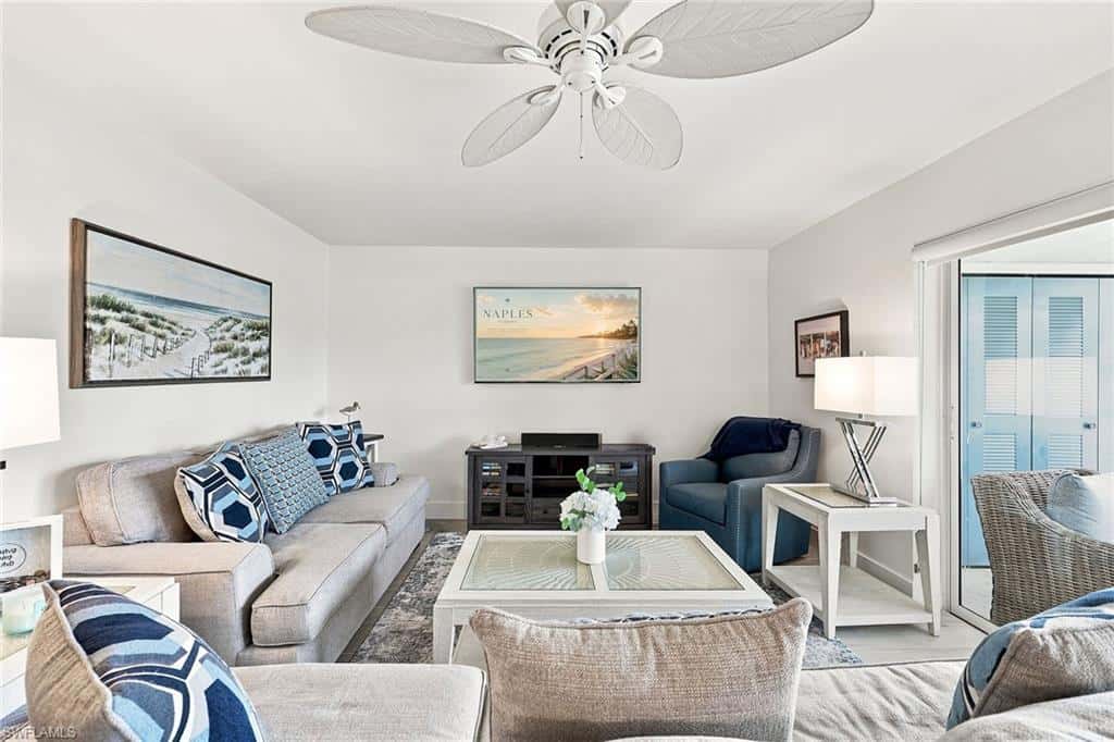 7360 Glenmoor Ln #205, Naples, photo 6