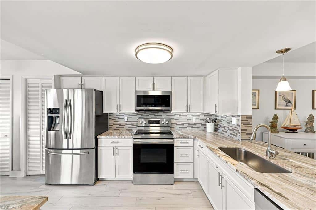 7360 Glenmoor Ln #205, Naples, photo 12