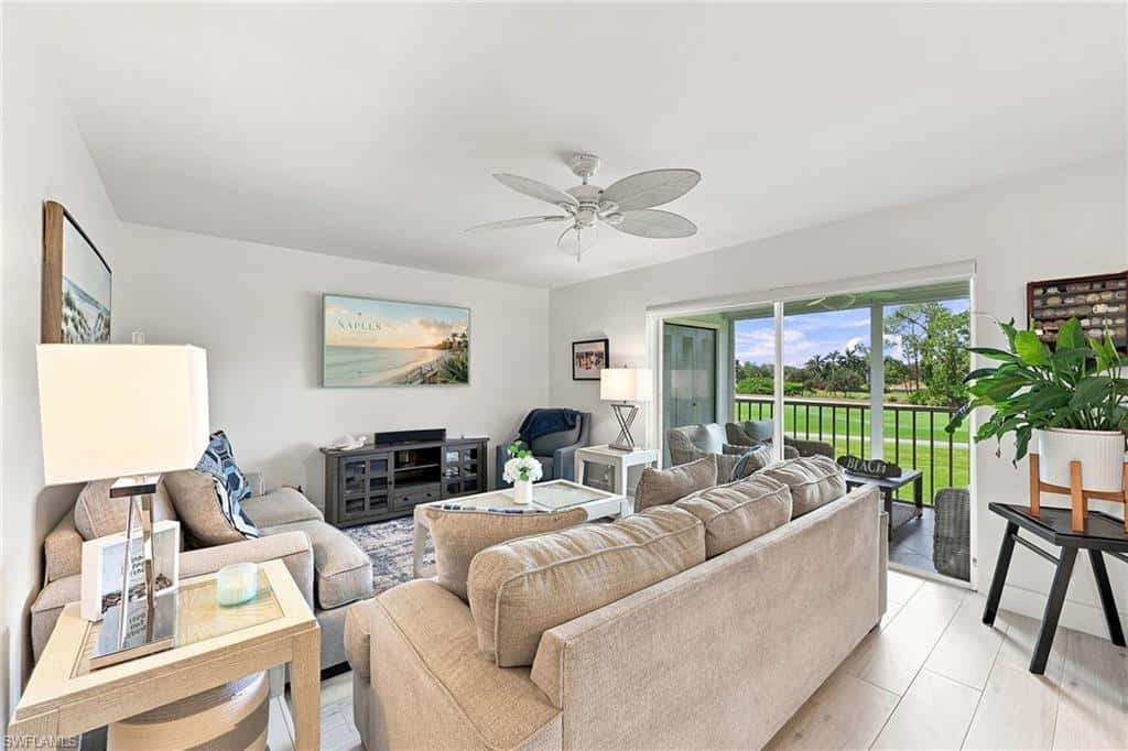 7360 Glenmoor Ln #205, Naples, photo 5