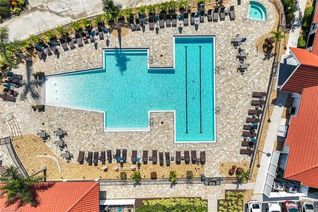 7360 Glenmoor Ln #205, Naples, photo 40
