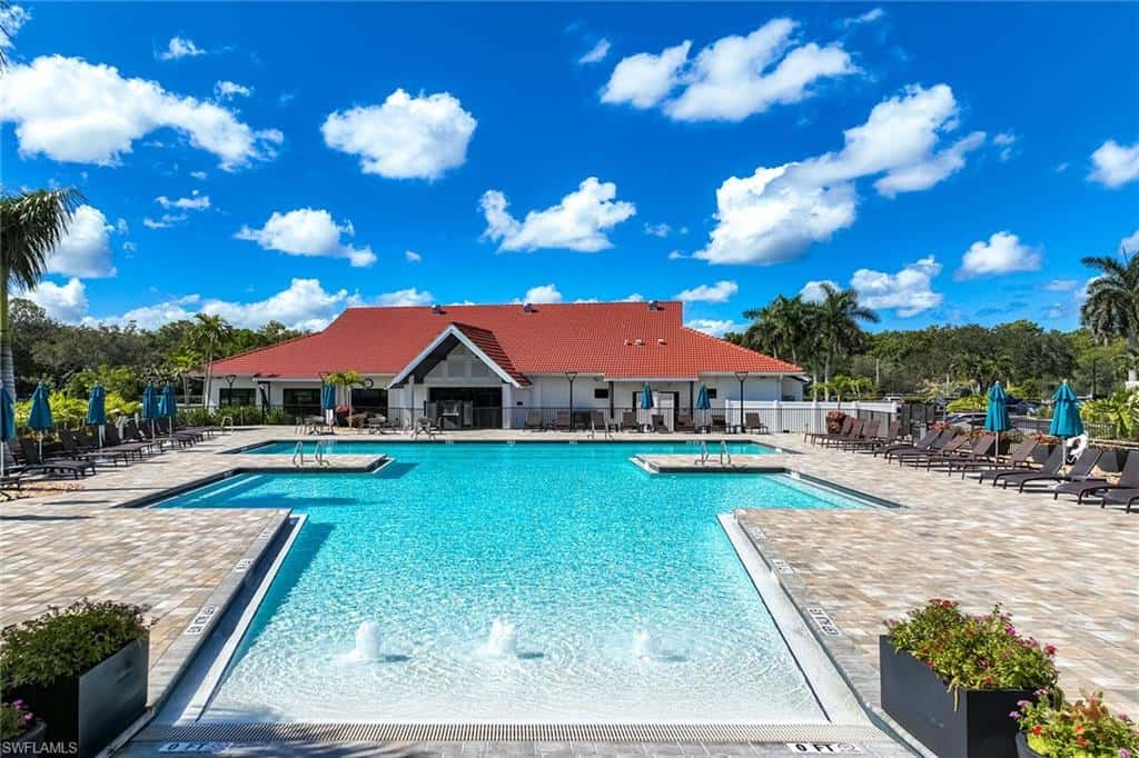 7360 Glenmoor Ln #205, Naples, photo 39