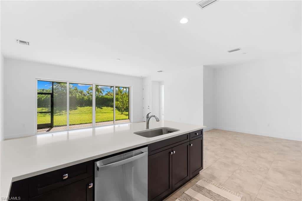 12445 Dahlia Ct, Naples, photo 6